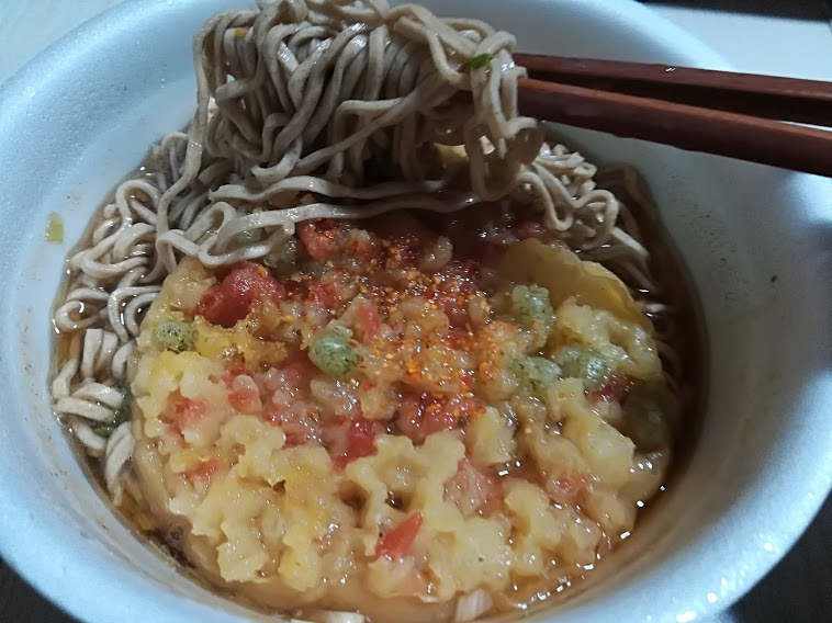 緑のたぬき天そば東（マルちゃん＝東洋水産）東日本向けのつゆ | おうちラーメン、具とかんたんレシピの100選